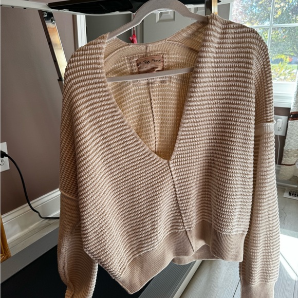 Free People Sweater - Picture 3 of 3